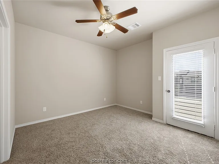 536 Momma Bear Dr — Photo 29