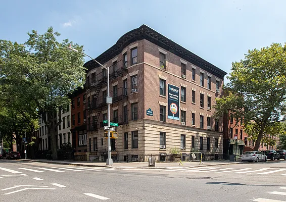 Rented by Joel Scharf, LREB | media 11