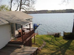 316 W Lake Rd, Penn Yan, NY 14527