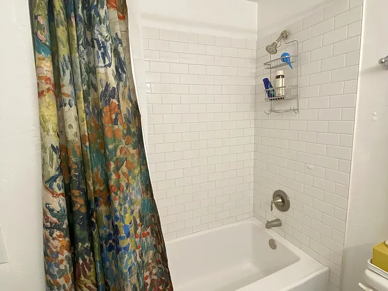 2410 E Manhatton Dr — Photo 8