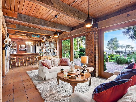 5th image of 5051 S Camano Drive
