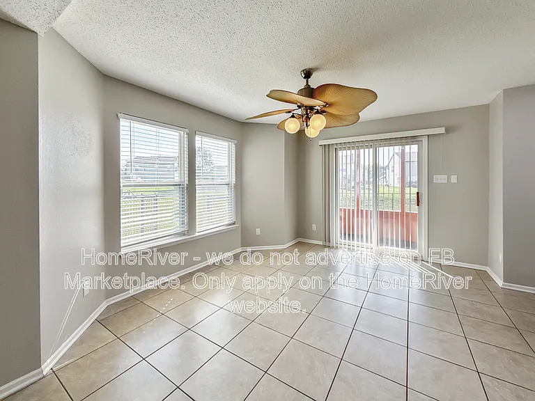 6886 W Raleigh Dr — Photo 3