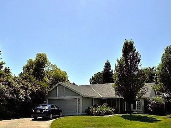 14 Agoura Ct, Sacramento, CA 95838