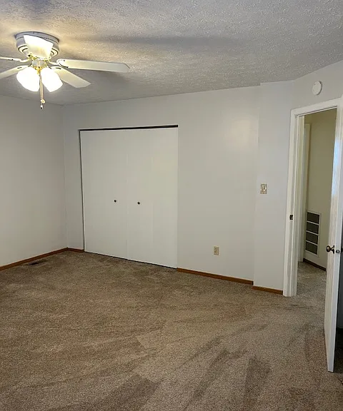 Master bedroom 15 x 15
