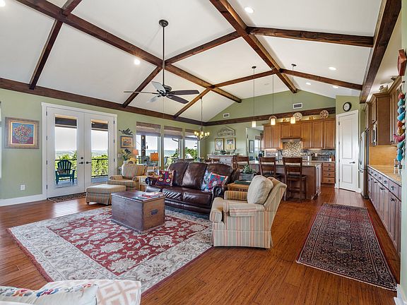 3rd image of 729 Hill Country Trl