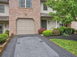 154 Melbourne Ln, Mechanicsburg, PA 17055