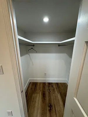 Rented by New York Realty | media 26