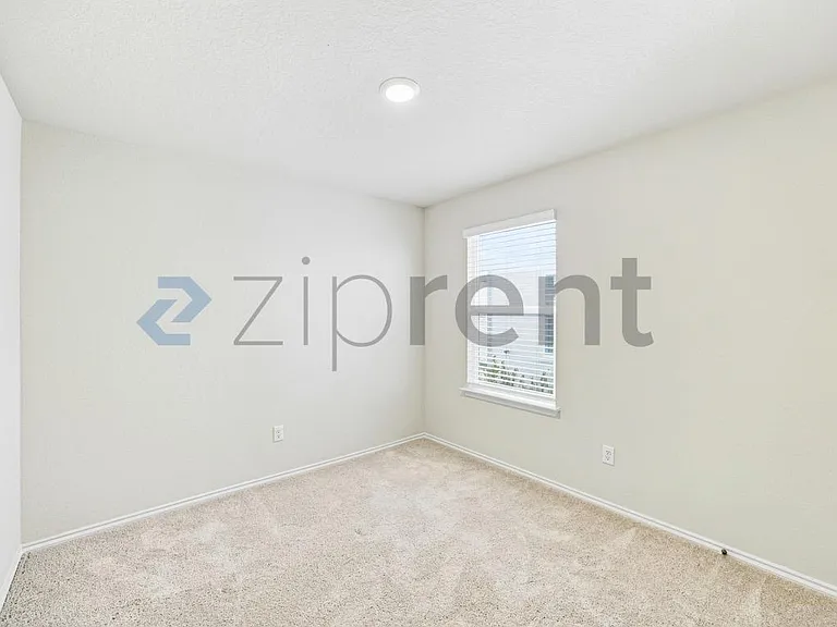 10334 Glimmer — Photo 12