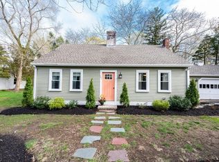 101 Pleasant St, Raynham, MA 02767
