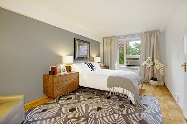 2nd image of 4 Peter Cooper Rd APT 6A
