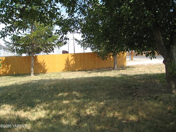 2nd image of 8711 Postma Rd