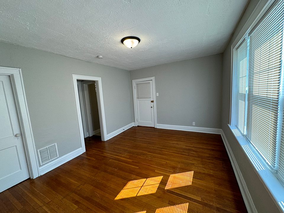1st image of 1628 Yale Ave