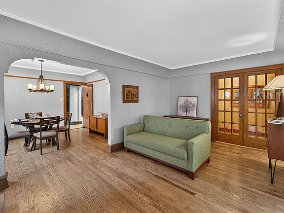 4th image of 7039 W Stuth PLACE