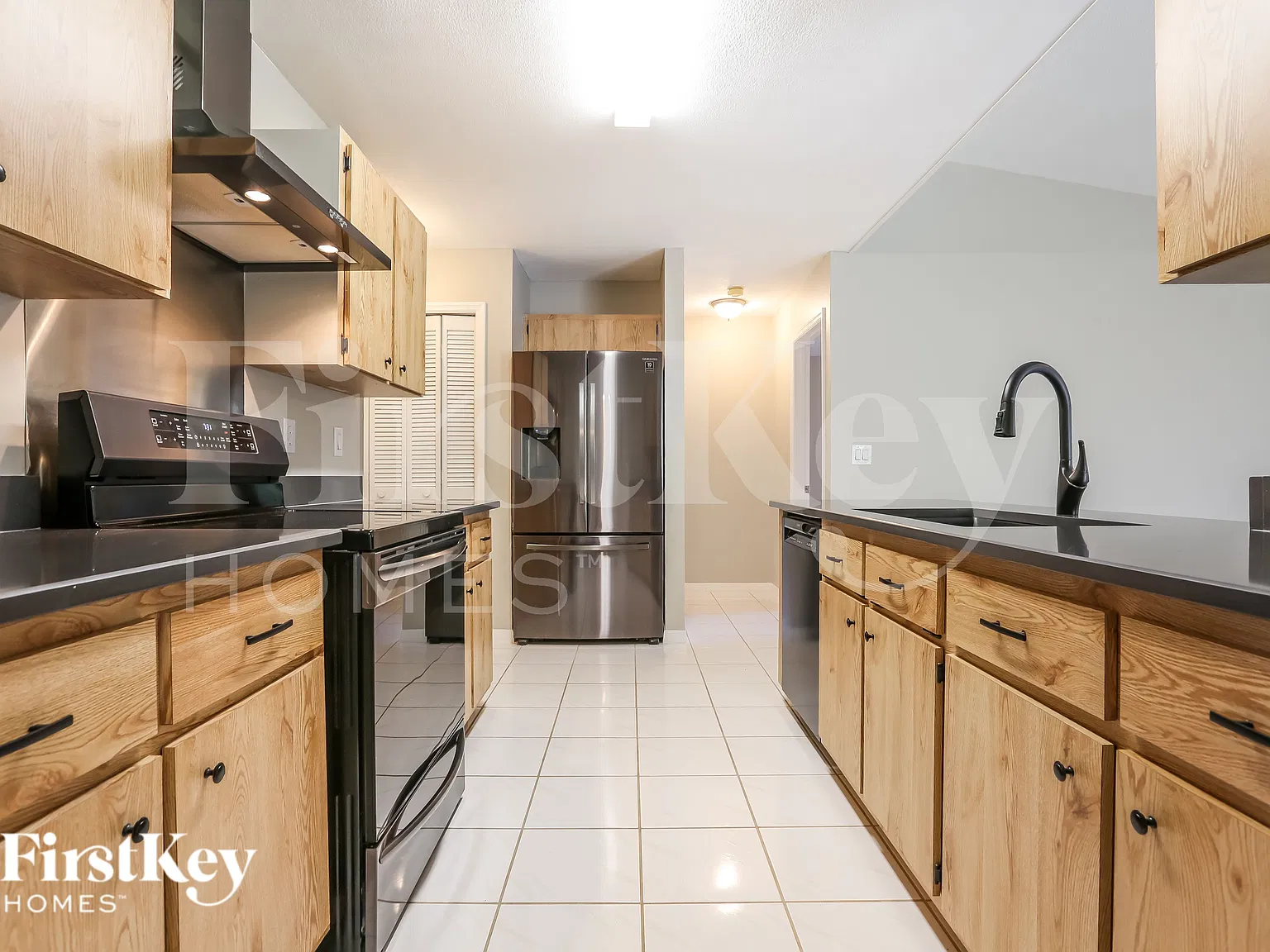 2 bed, 2.0 bath, 1424 sqft, $2,070 — Photo 4