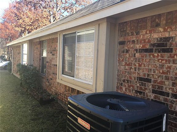 3rd image of 109 Couch Ln
