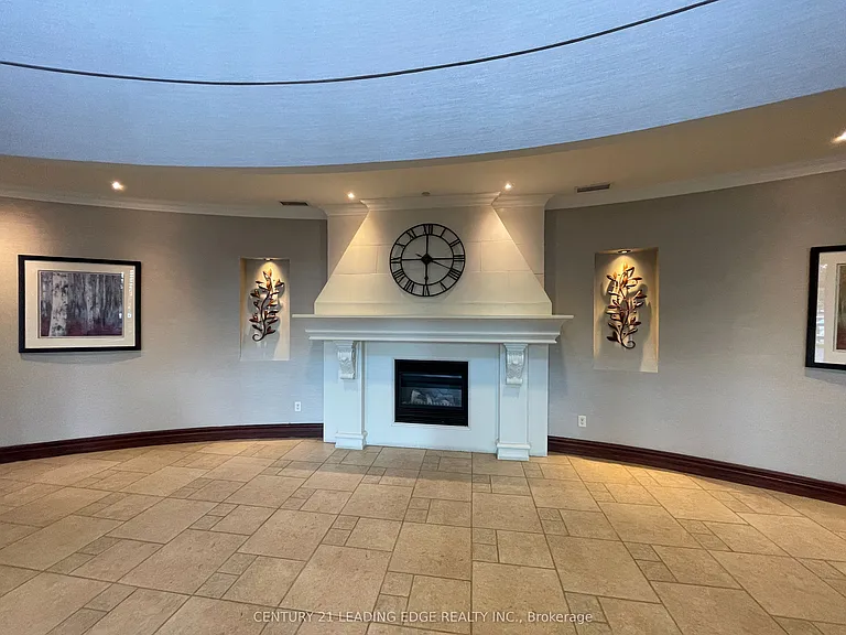2585 Erin Centre Blvd #601 — Photo 3