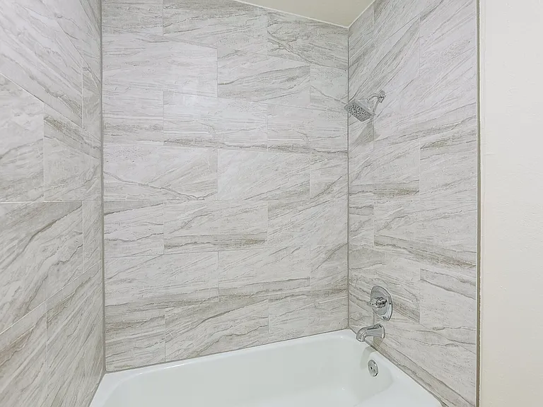 8308 Albany Ave — Photo 42