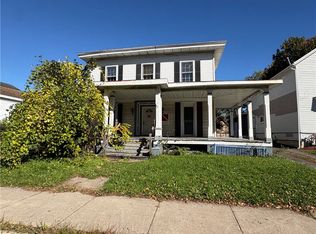 23 N Park St, Clyde, NY 14433