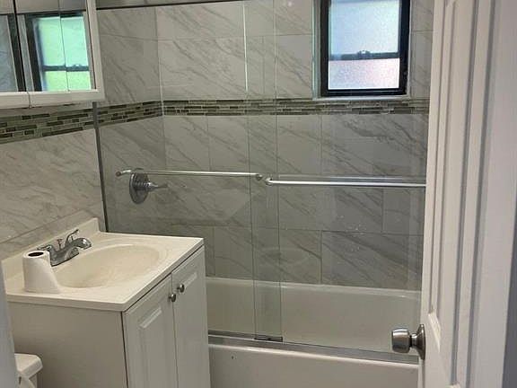 3rd image of 1 Hillside Avenue #3B