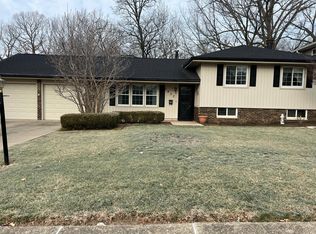 3437 W Capitol Dr, Peoria, IL 61614