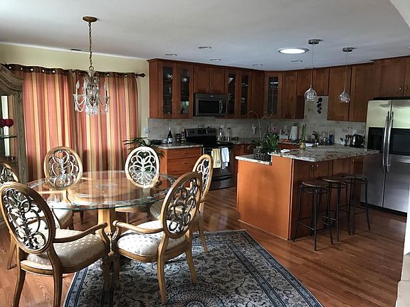 2nd image of 4649 McCoy Ave