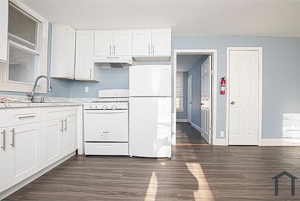 1st image of 73 Columbia Ave #1