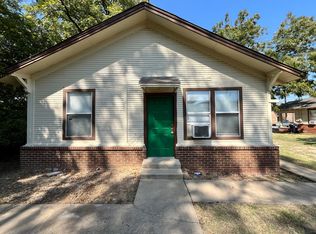 519 W Collins St, Denton, TX 76201