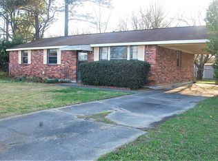 203 Camellia Dr, Prattville, AL 36067