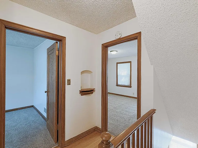 2735 S 16th St — Photo 14