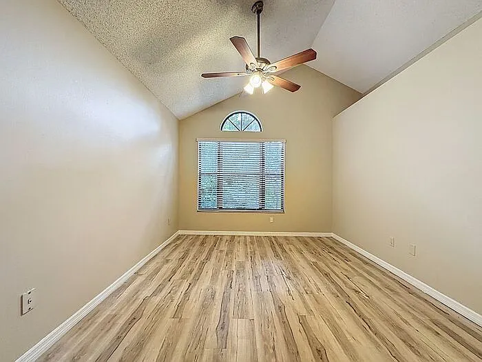 5392 Rocking Horse Pl — Photo 9
