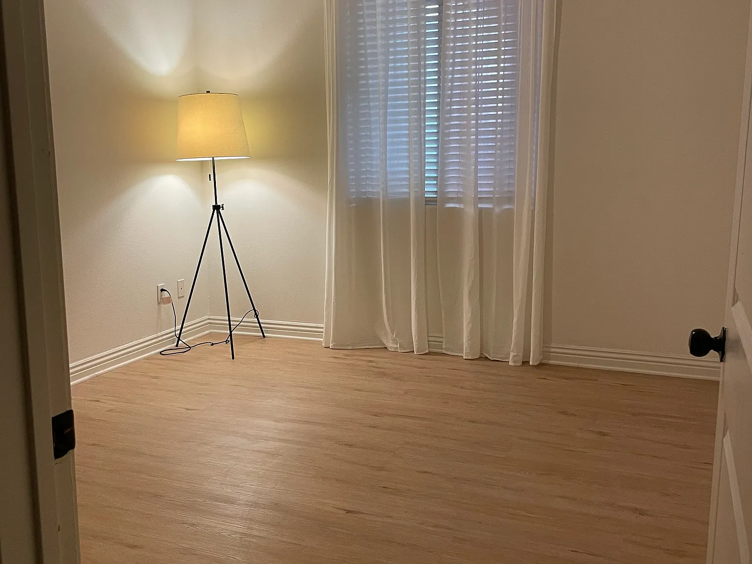 3 bed, $1,020 — Photo 3
