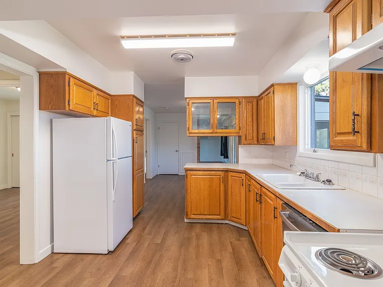 16919 W Silver Lake Rd — Photo 3