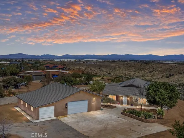 7045 Oakhill Rd, Oak Hills, CA 92344