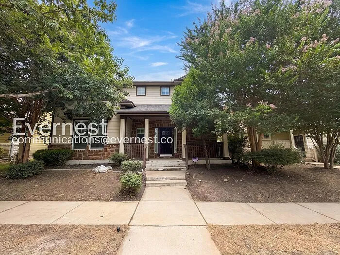 1620 Willow Vis — Photo 1