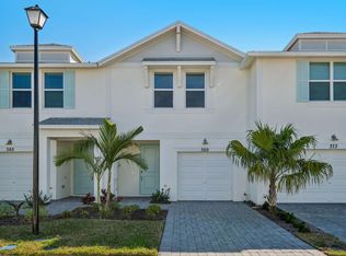 369 Salisbury Cir, Fort Pierce, FL 34982