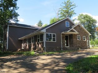 11 Cedar St, Basking Ridge, NJ 07920