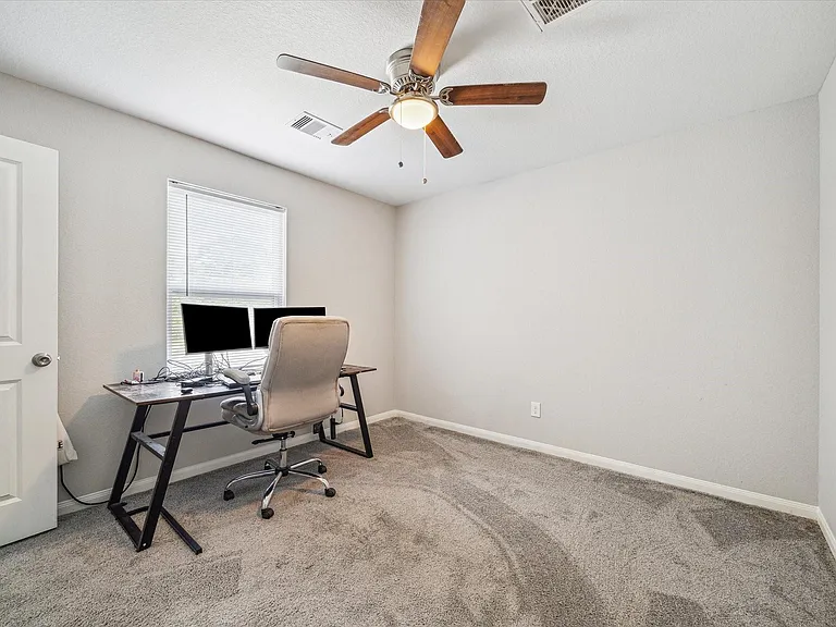 9713 Beckley St — Photo 11