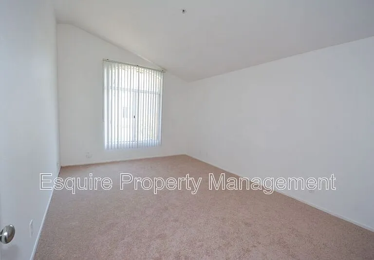 1159 Oyster Pl — Photo 11
