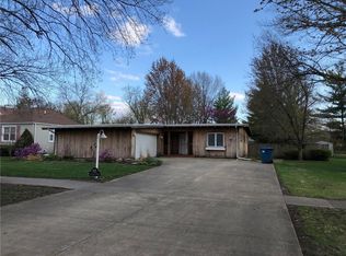 825 E Maple St, Hoopeston, IL 60942