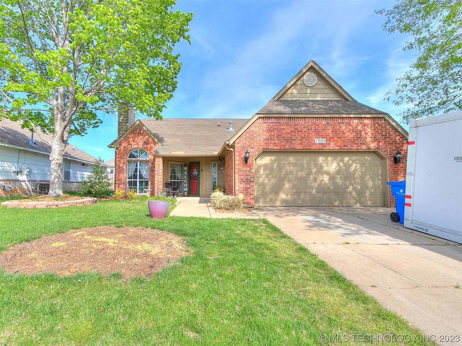 1505 S Gum Pl, Broken Arrow, OK 74012 MLS 2314183 Zillow