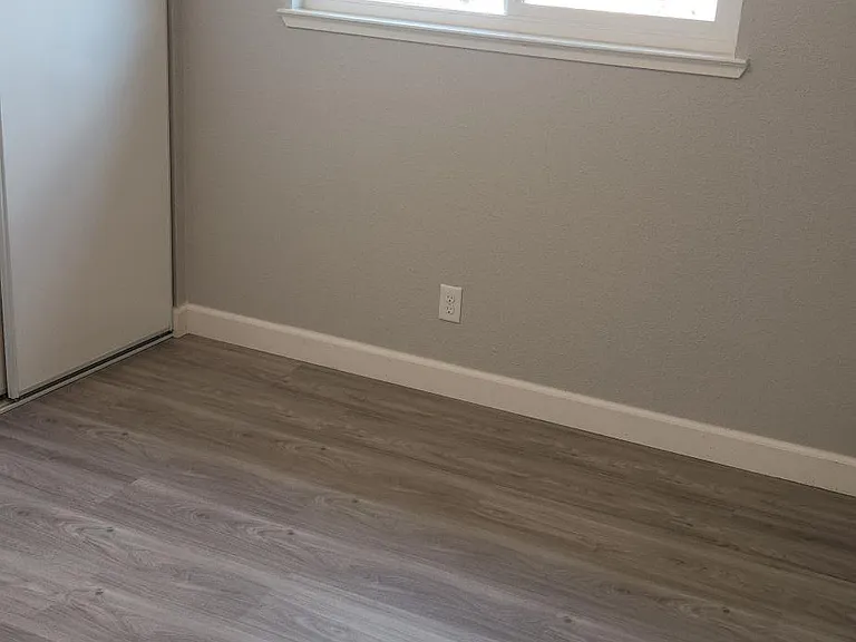 7331 Alexander St #3 — Photo 8