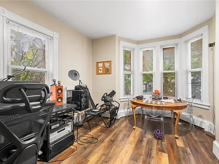 41 Jenkins St #1C — Photo 3