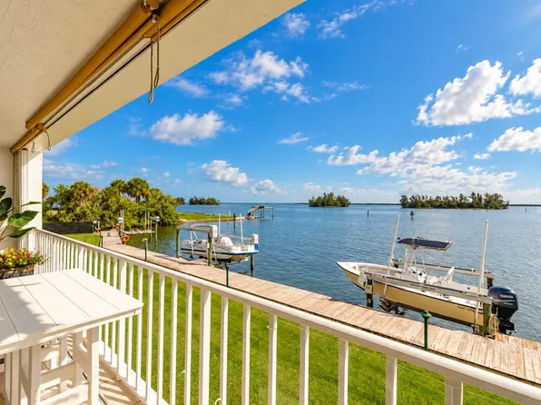 6007/6009 River Run Dr #6007/6009, Sebastian, FL 32958