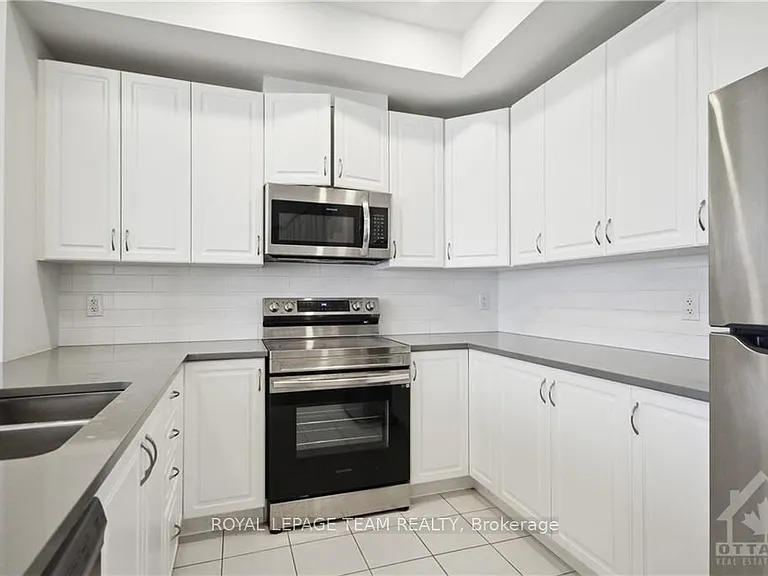 805 Everbloom Ln — Photo 13