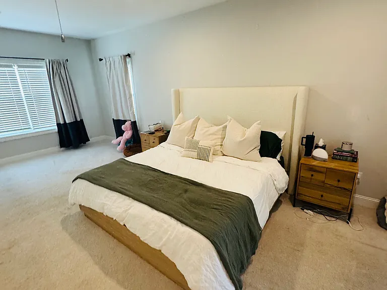 1796 Sanford Ln NW — Photo 32