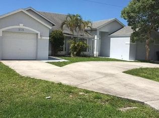 916 SW 47th Ter, Cape Coral, FL 33914