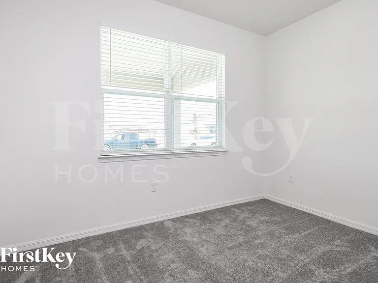 1172 Spokane Point — Photo 12