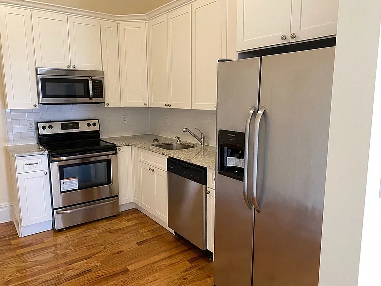 Ponciana Apartments: Contemporary Comfort and Affordable Luxury in North Bergen! — Photo 10