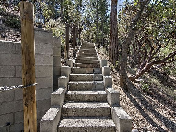 5th image of 53341 Hillsdale St