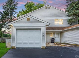 56 Wyndmoor Dr, East Windsor, NJ 08520